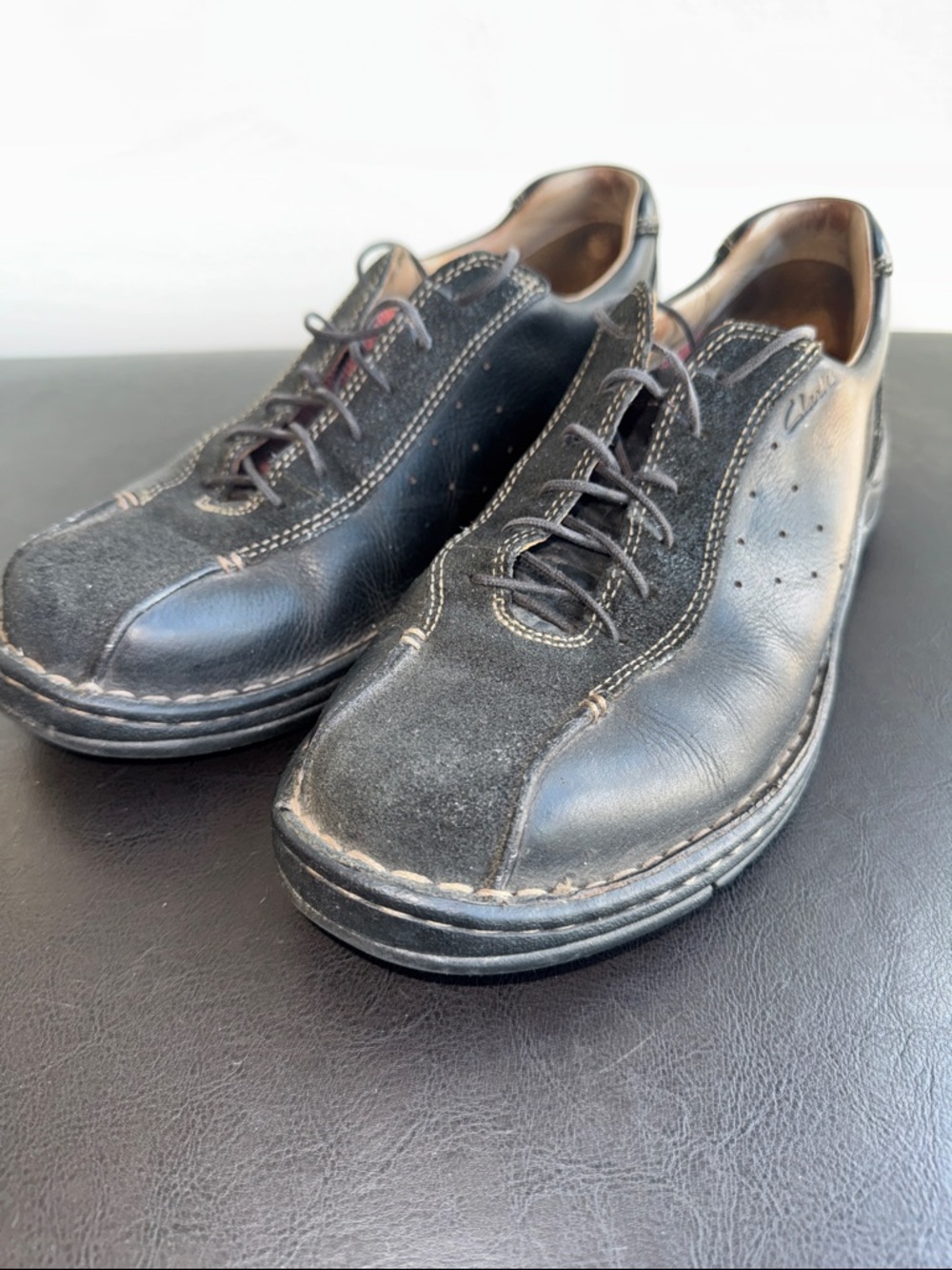 MAKE OFFER! Clarks Men's Black Leather & Suede Casual Bowling style Shoes 9-10